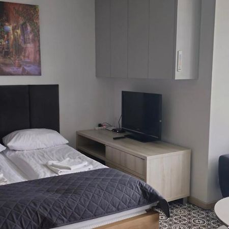 Ladny Apartament W Centrum Krakowa Z Tarasem. Εξωτερικό φωτογραφία